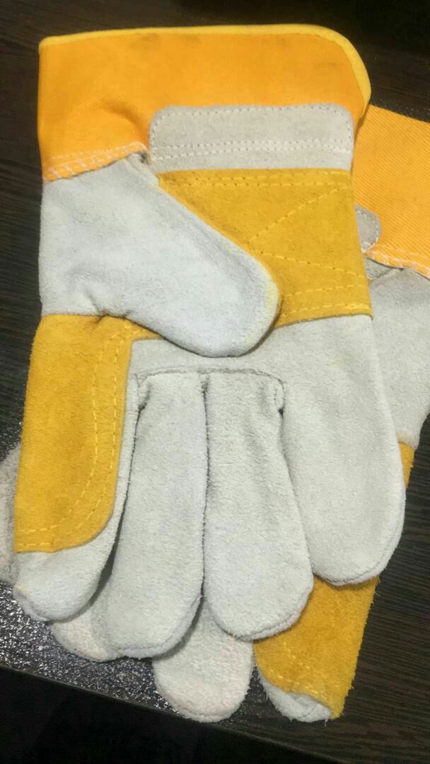 تولید کننده انواع دستکشهای چرمی از 