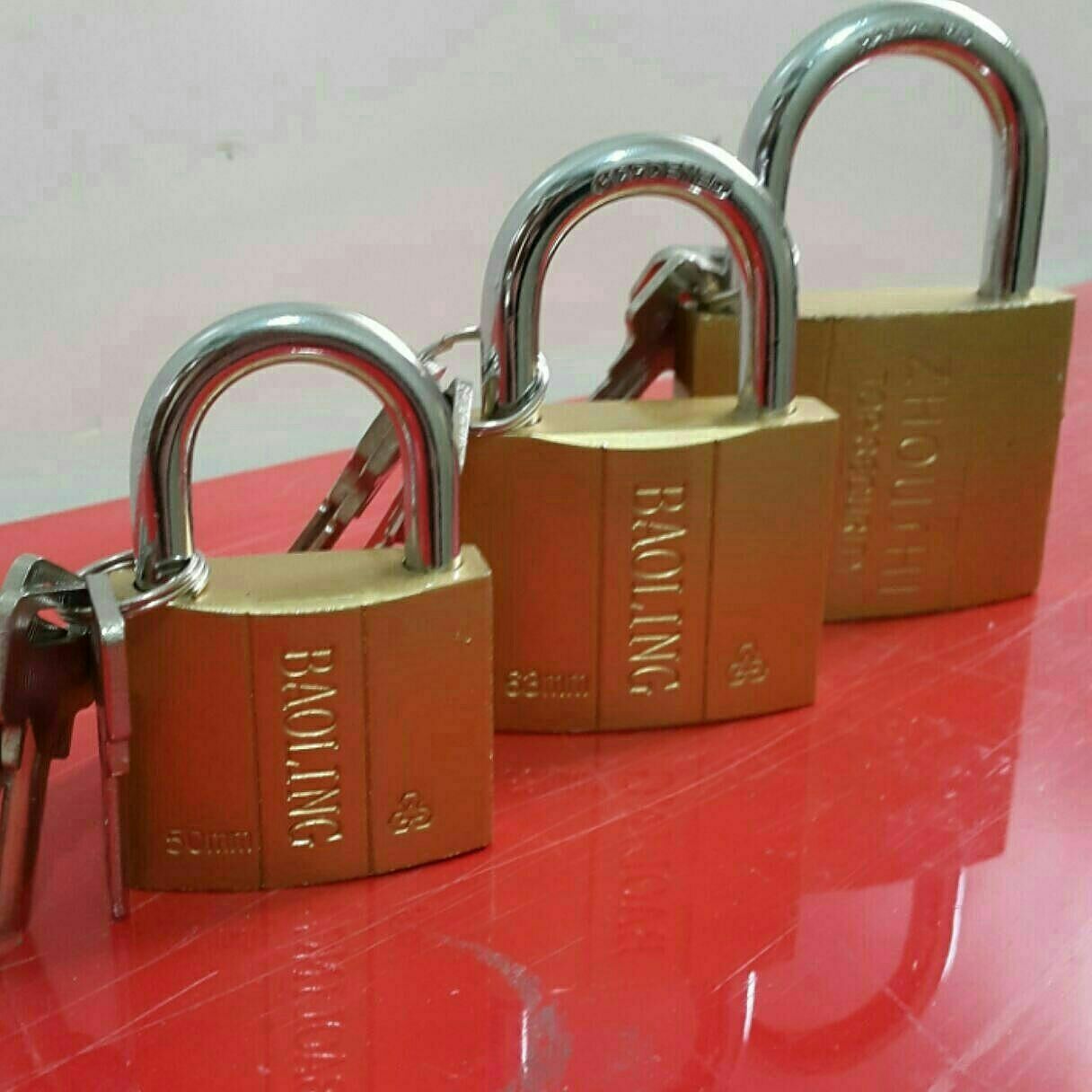 قفل آویز کلید ناودانیدر سایز های ج