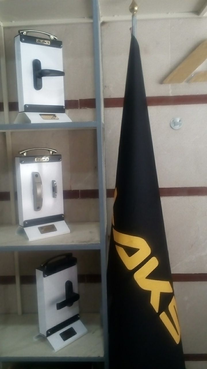 یراق آلات درب و پنجره آلومینیوم آلا