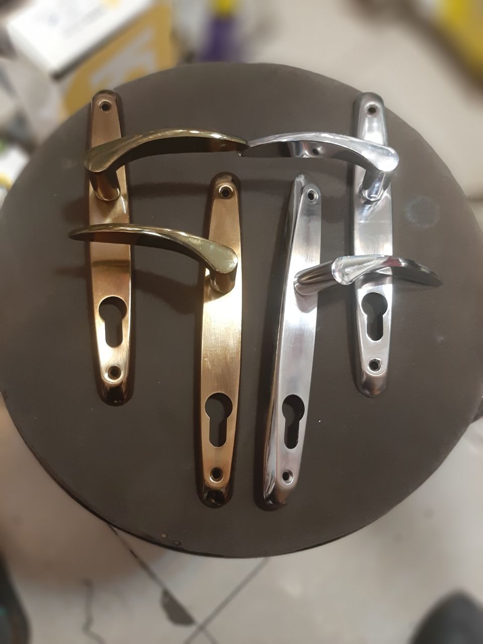  فروش ویژه دستگیر درب اهنی.2