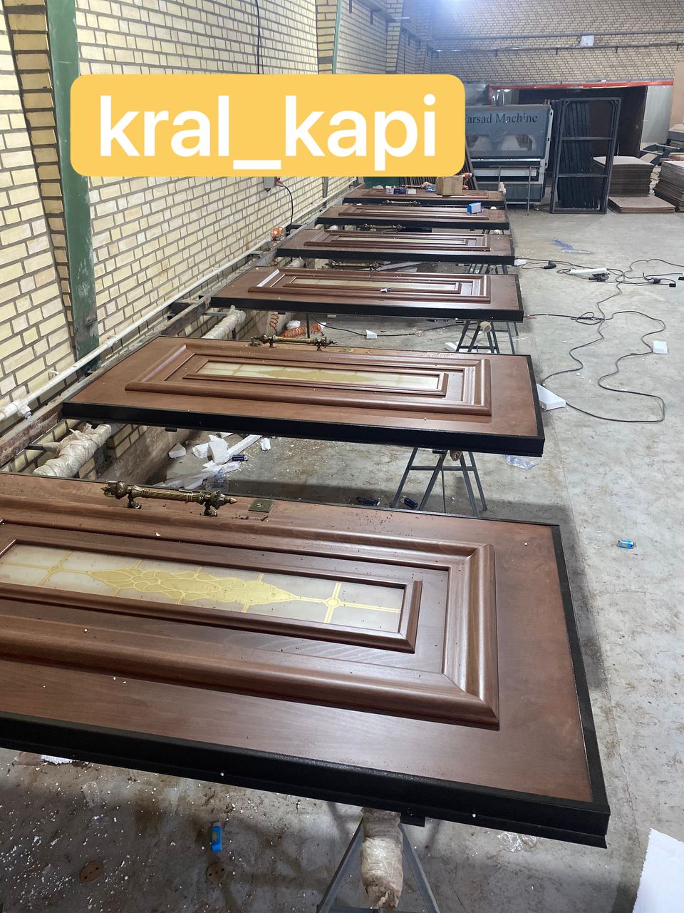 KRAL KAPI STAT PLASTگروه صنعتی کر