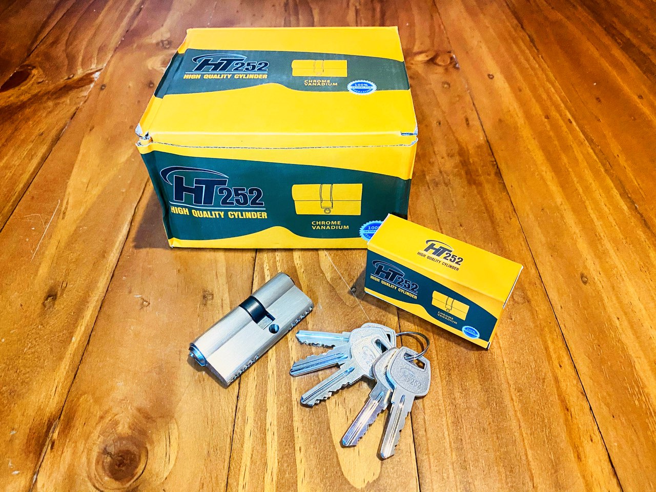 سيلندر دو شيار HT-252جنس عالي-جعبه