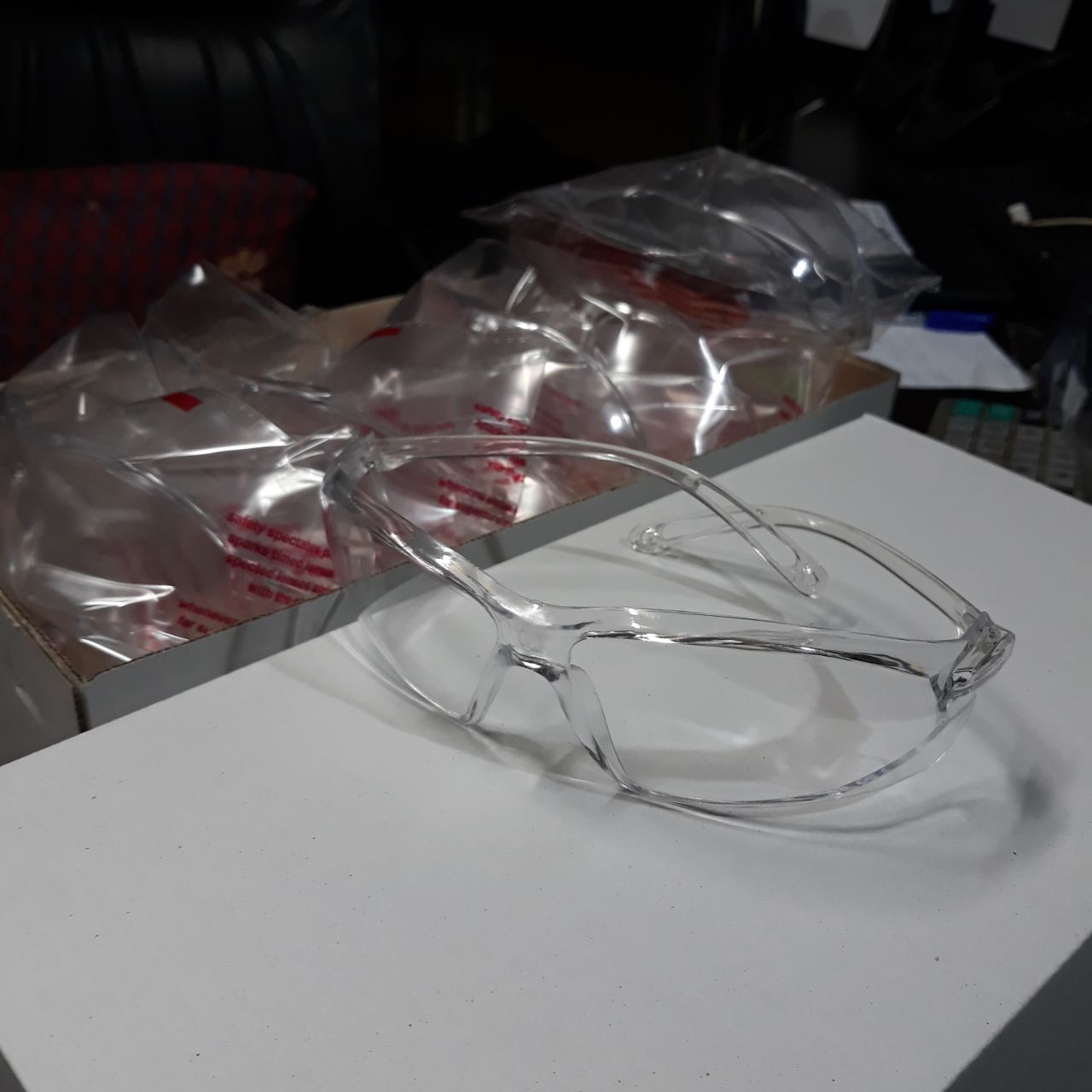 عینک مهندسی شفافتعداد در کارتن ۱۹