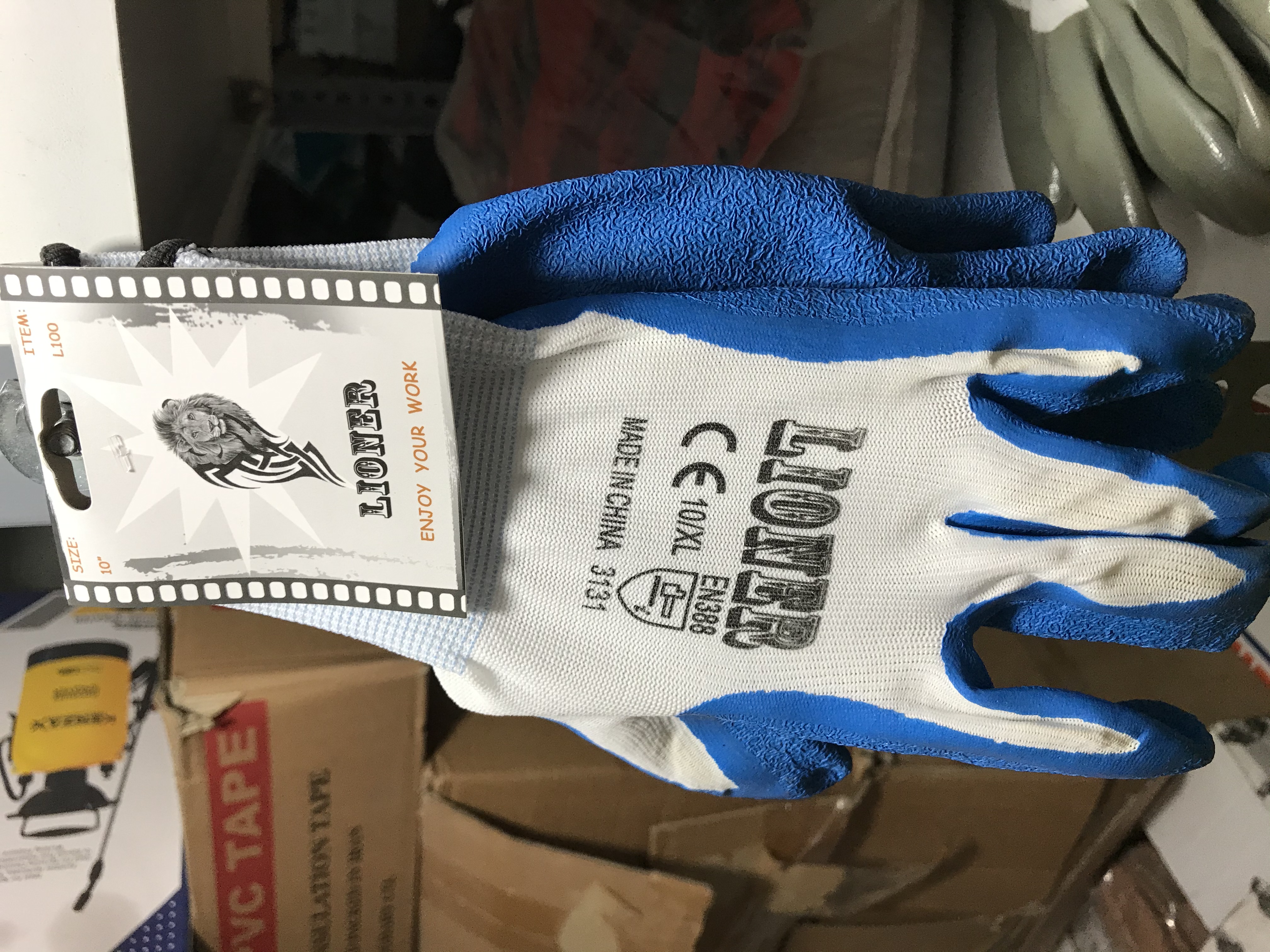 دستکش لیونر