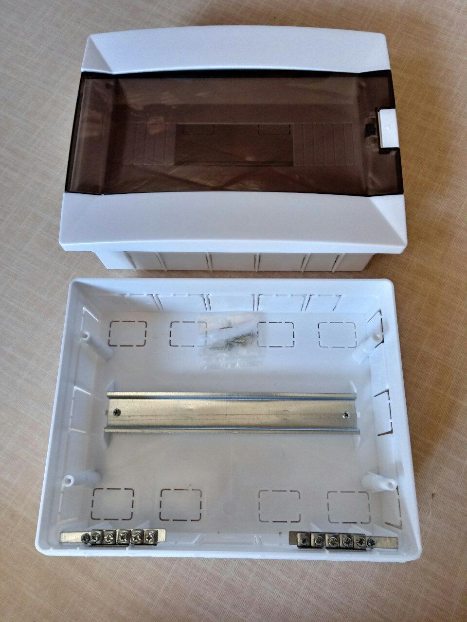 جعبه فیوز۱۲تایی قیمت 53900ت جعبه