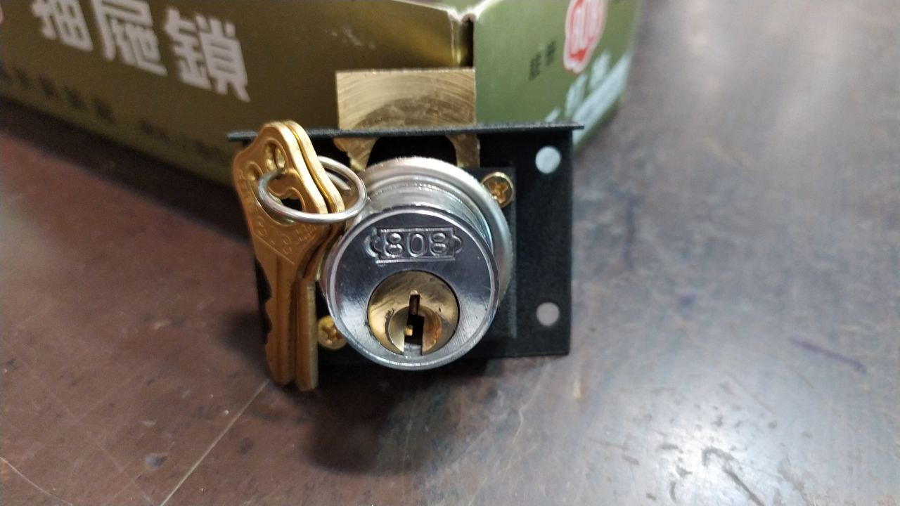 قفل کمدی 808 تمام برنج موجود است0