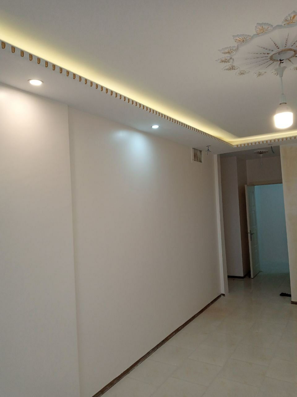 نقاشی ساختمان زاهدیاجرا انواع رنگه
