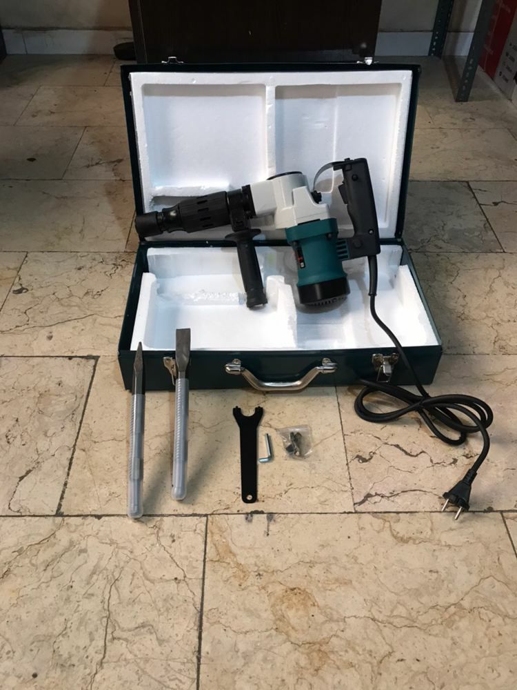  فروشگاه ابزار حرفه‌ای 