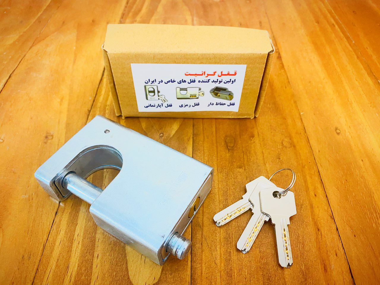 كتابي ١٠٠ روكشدار گرانيتجنس درجه ي