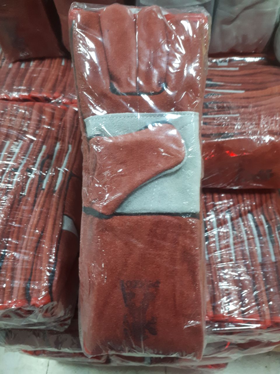 دستکش هوبارت ۴۰ سانتی