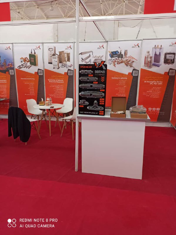 پذیرای دوستان گرامی در غرفه شرکت بر