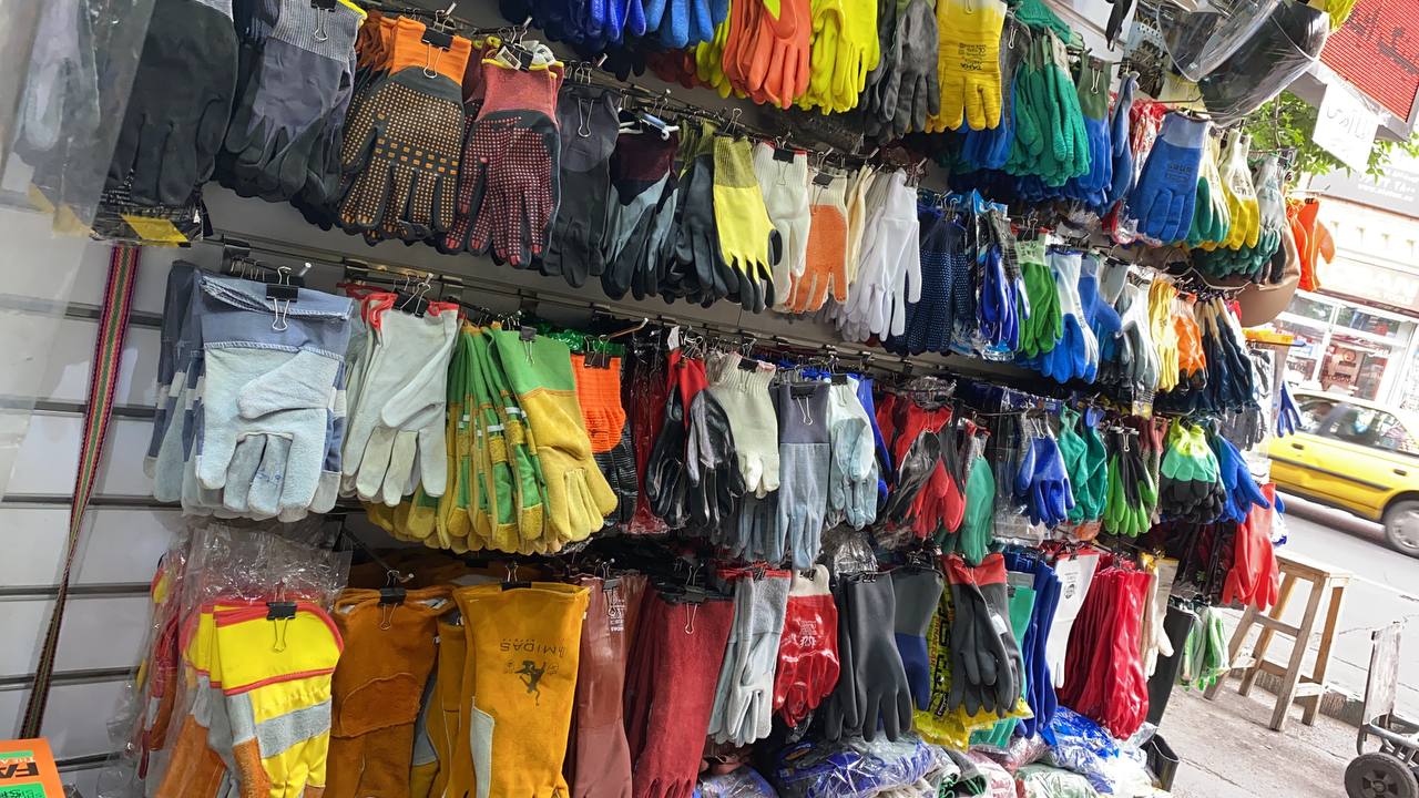 پخش عمده دستکش های ایمنی و کفش تما