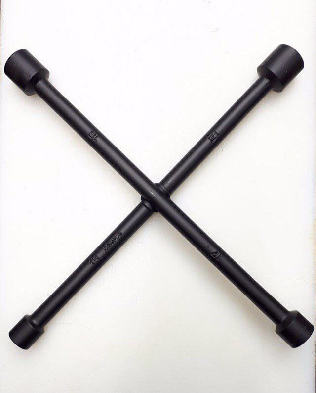 آچار چرخ چهار طرفه مشکی قیمت ۷۶