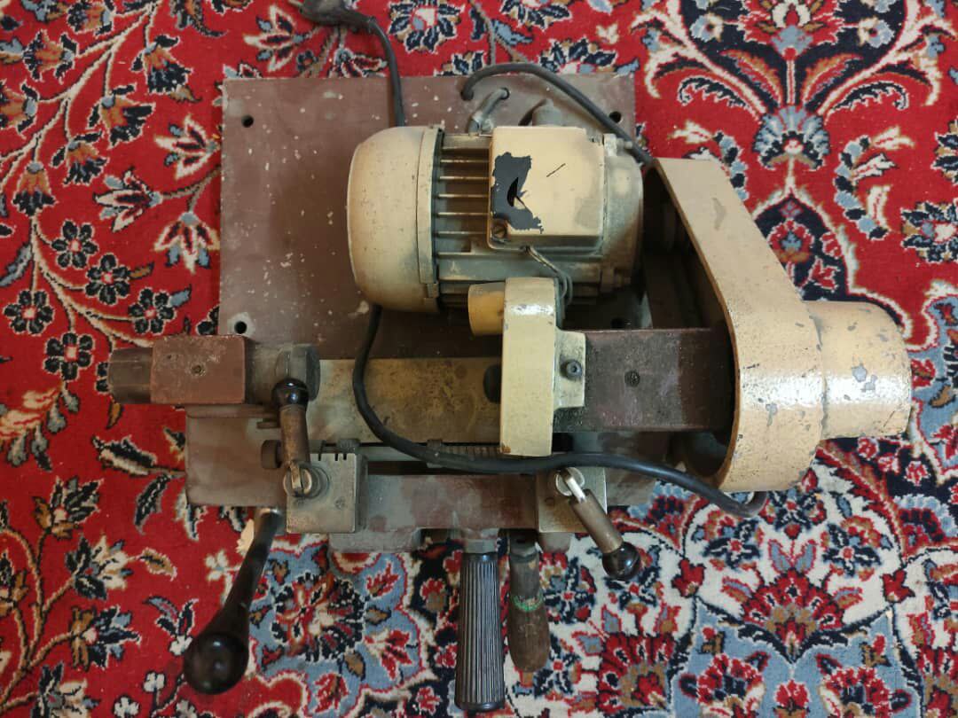 دستگاه کلید سازی سالم کم کار