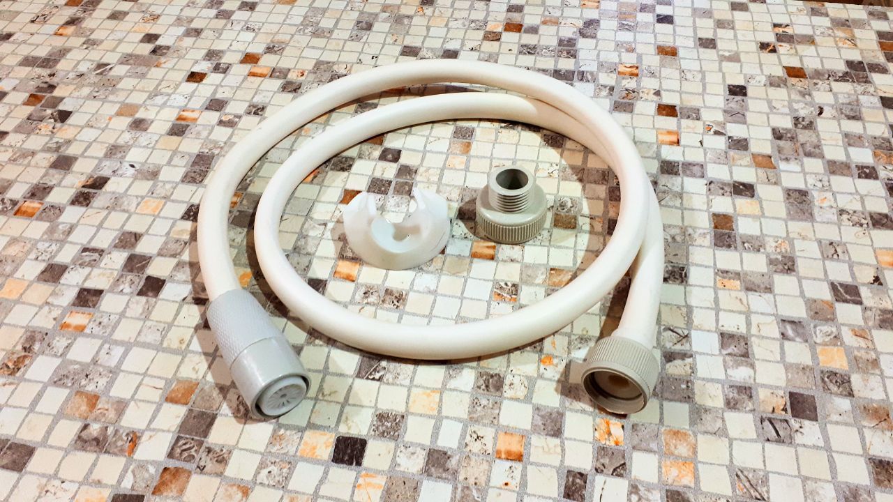 شلنگ توالت پلاستيكيجنس عالي-مواد ن