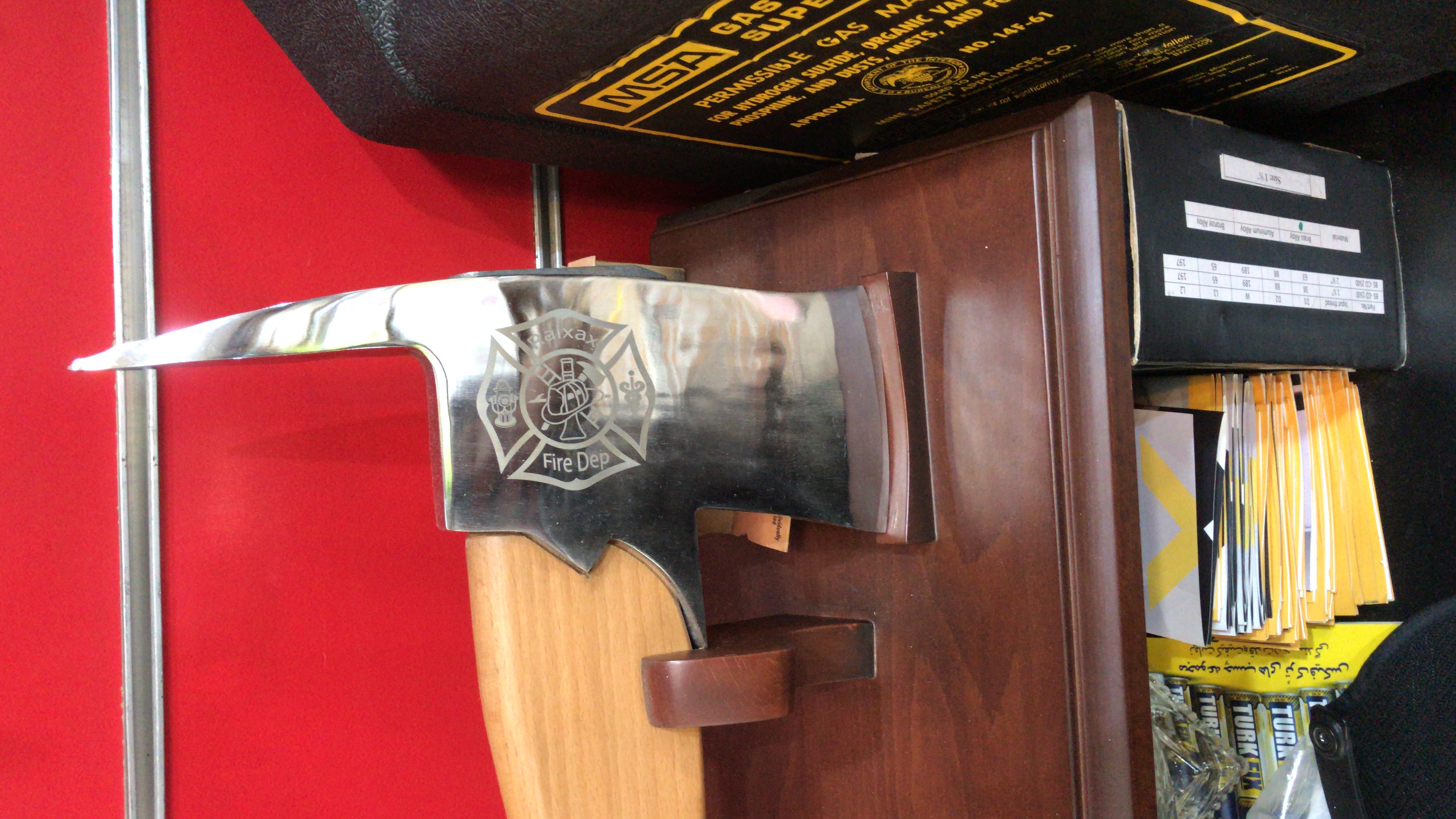 تبر دسته عایق 50 کیاو ولت امریکایی