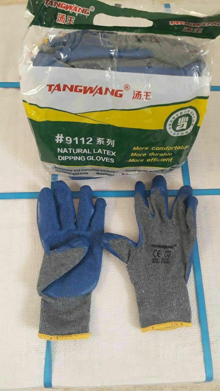 دستکش ضد برش تانگ وانگدربسته بندی