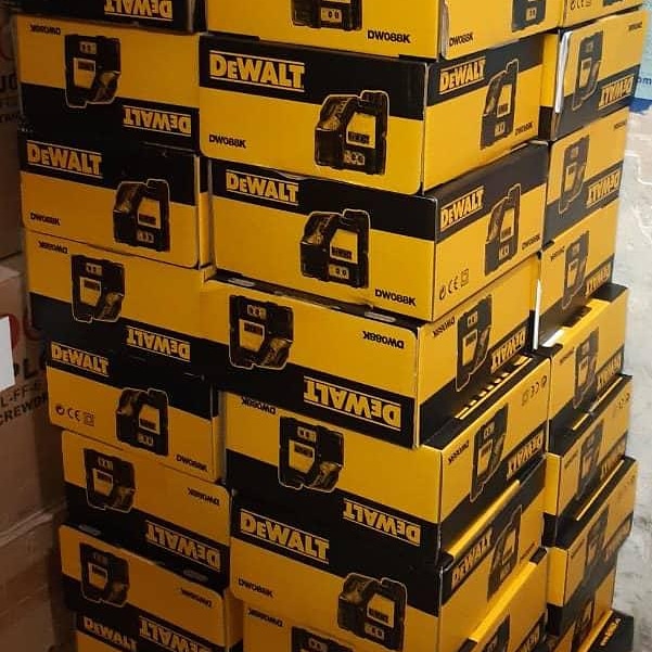 تراز لیزری دیوالت