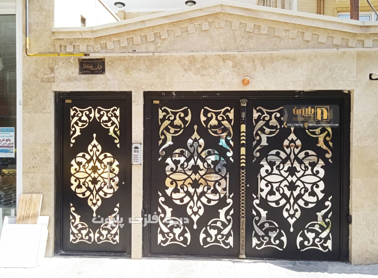 درب پارکینگی پایون طرح 024