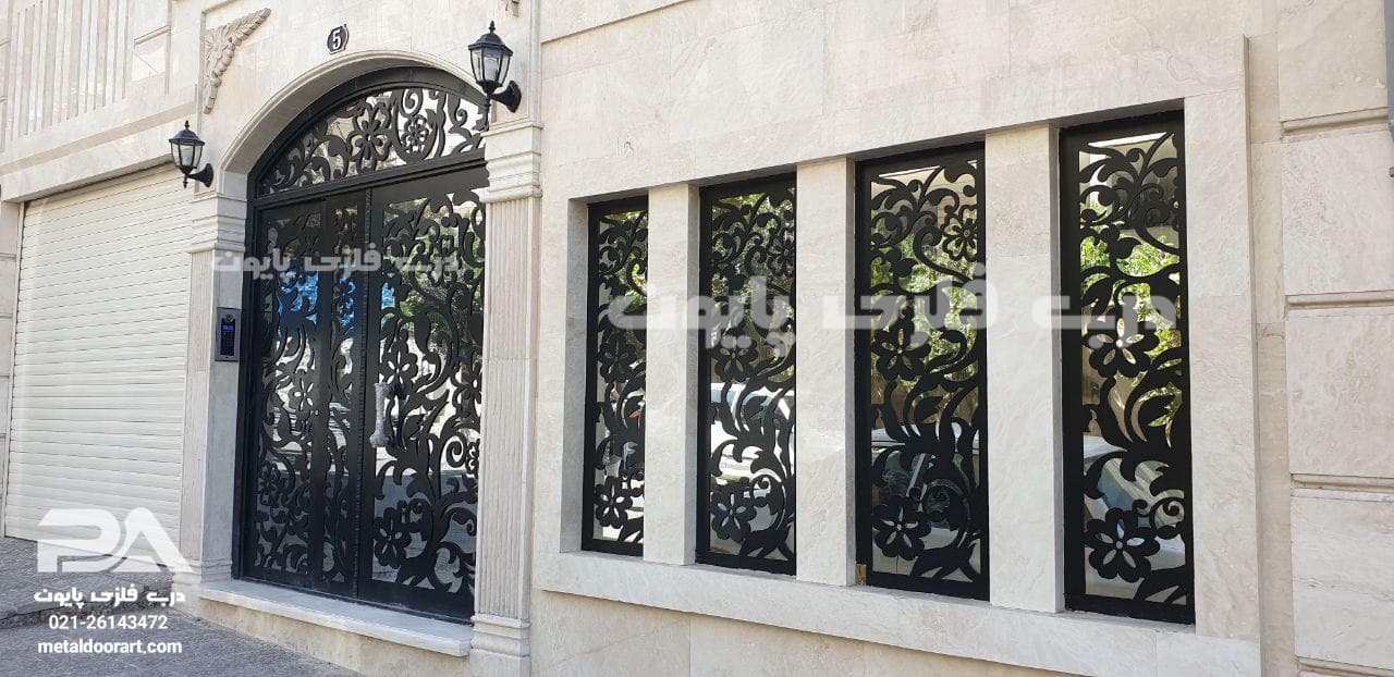 حفاظ و درب فلزی پایون طرح 033