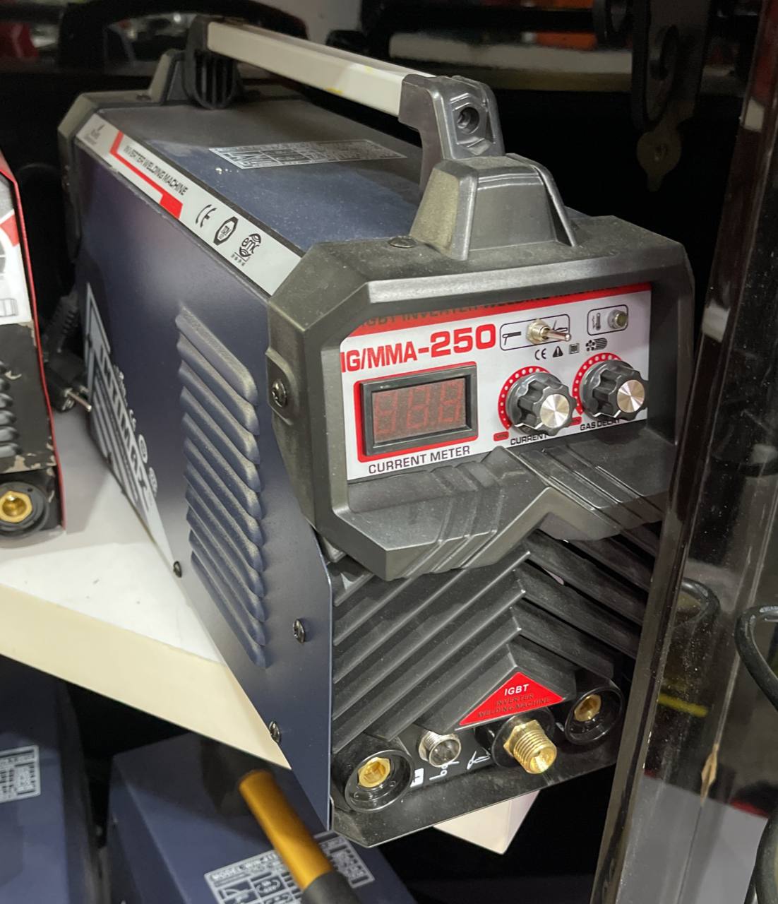 اینورتر آرگون tig-250
