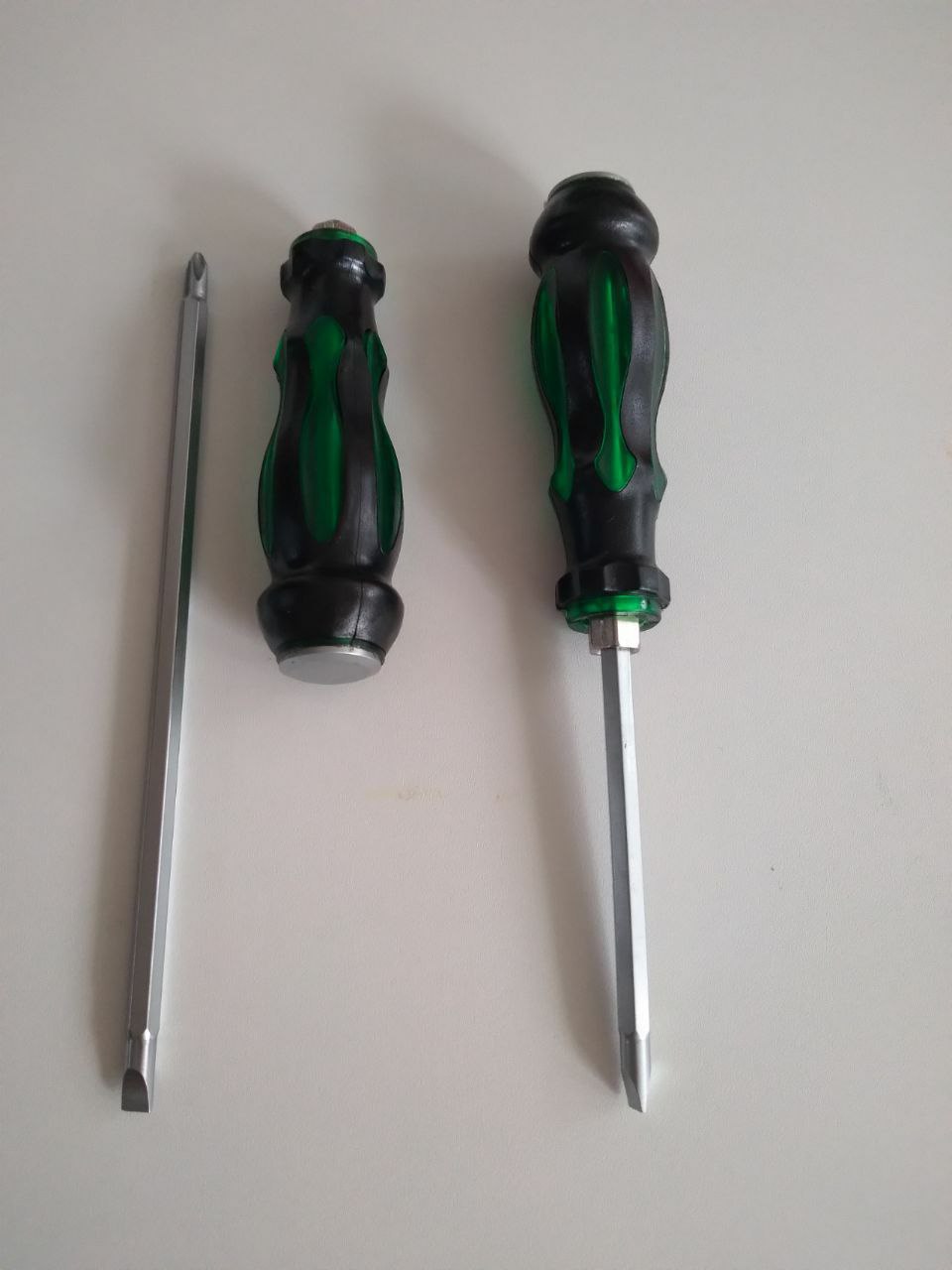 پیچ گوشتی دوطرفه ضربه خور _آچارخور