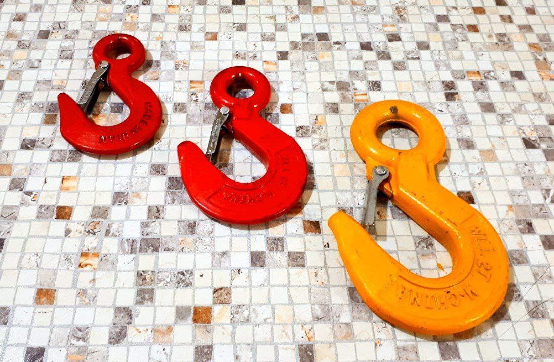 قلاب چرثقیلجنس درجه يك و عاااليقل