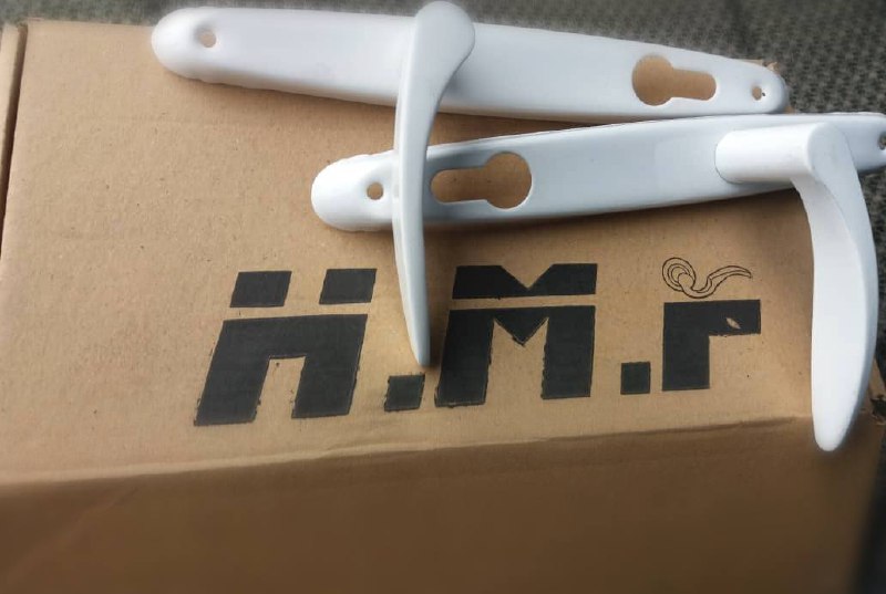 دستگيره پلاك ٢/٥سفيد يخچاليHmrسنگ