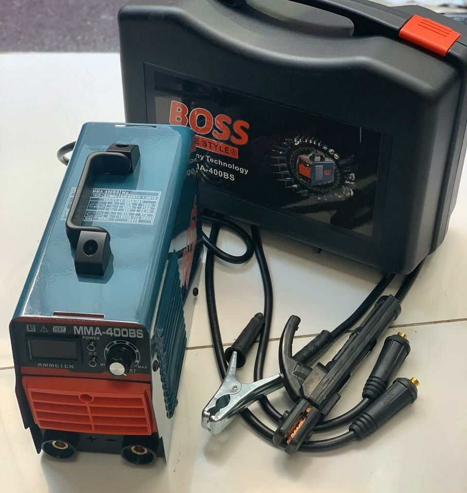  اینورتر مدل 400 کیفی BOSS تعداد 