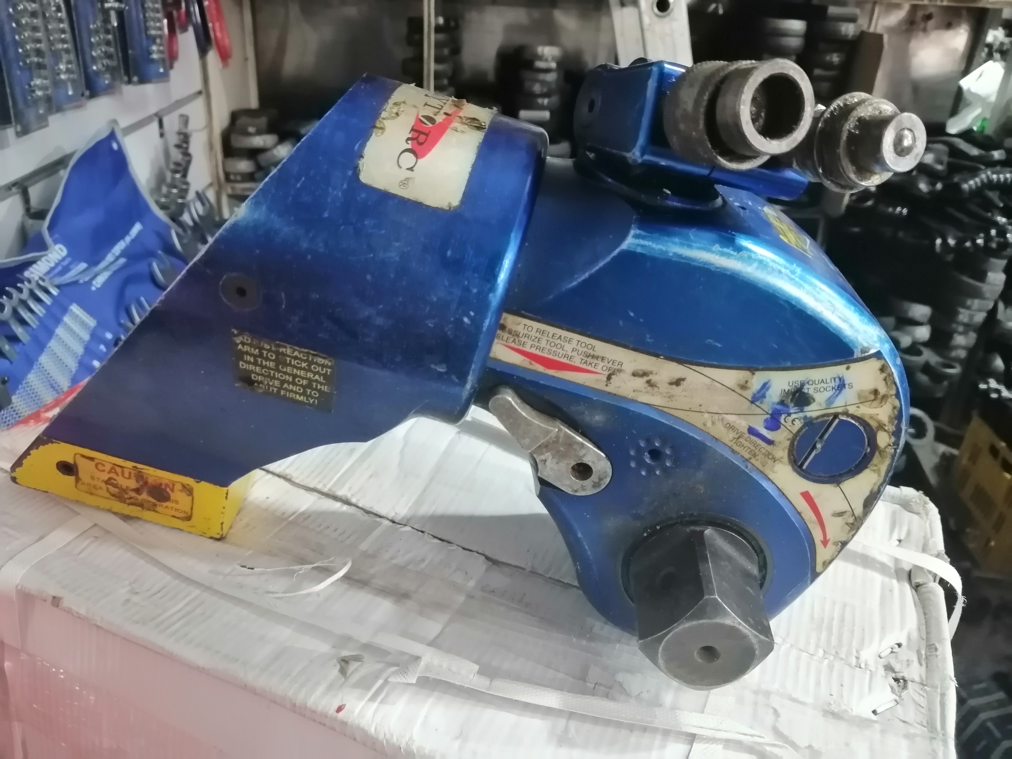 بکس هیدرولیک امریکایی