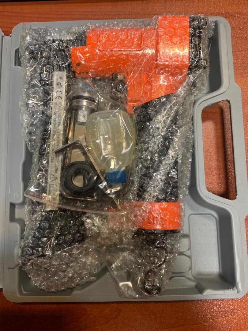 منگنه کوب بادی 8016 چینی به همراه ل