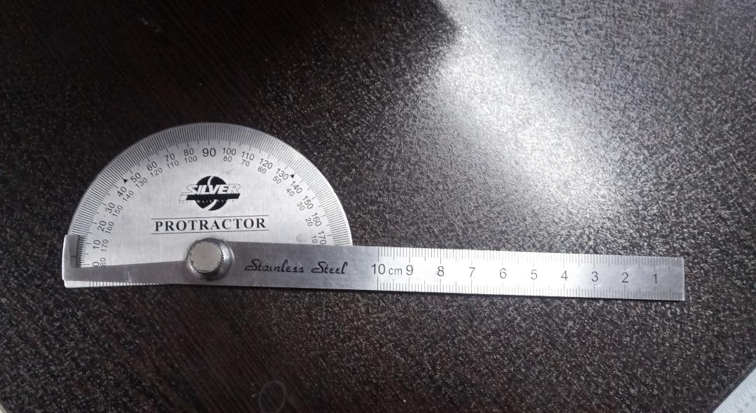 نقاله و خط کش اندازه گیری زاویه