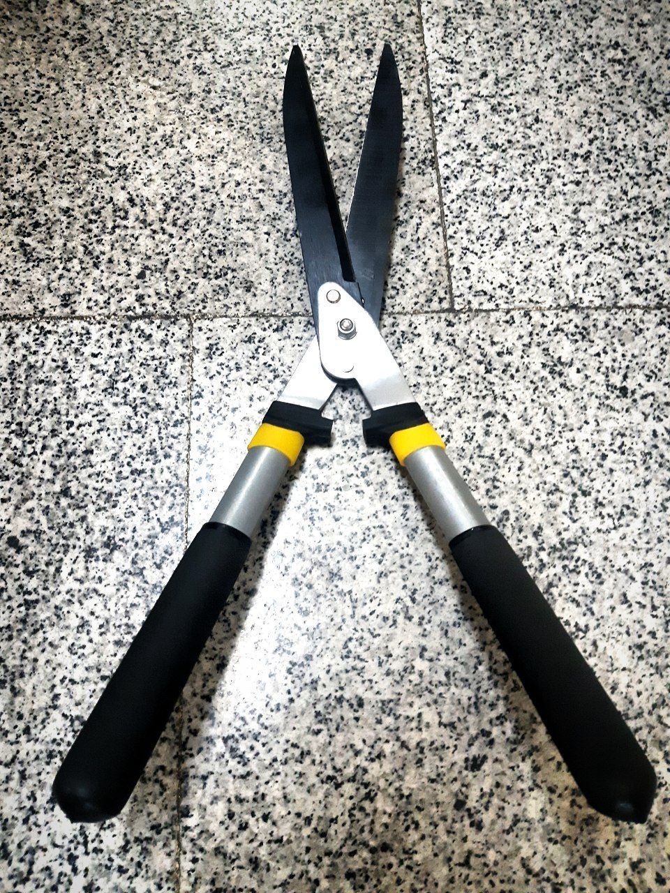  شمشاد زن ترکیه ای با محافظ تیغه ق