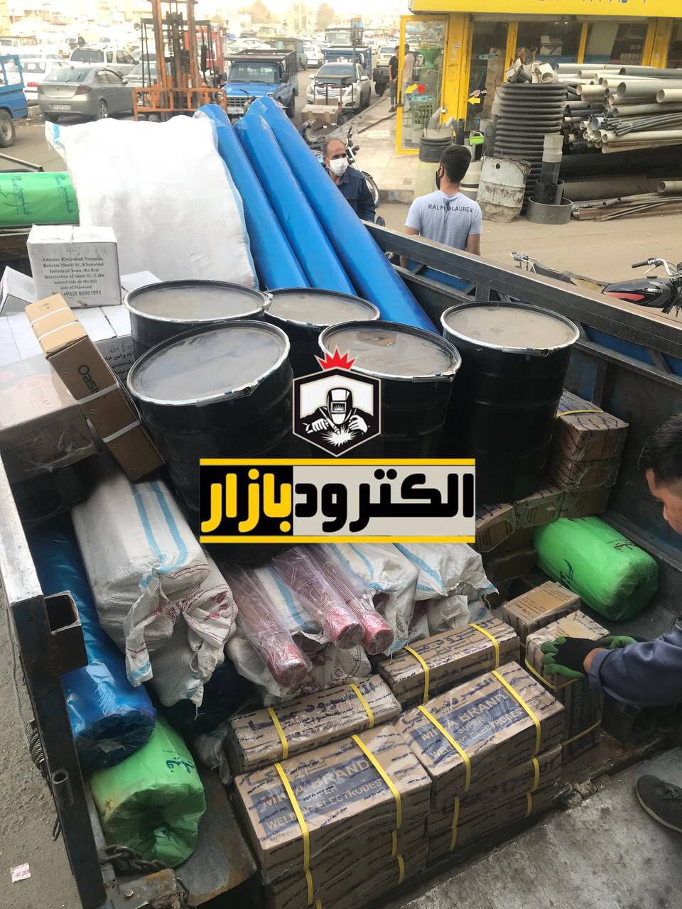 تحویل روزانه انواع لوازم ساختمانی ب