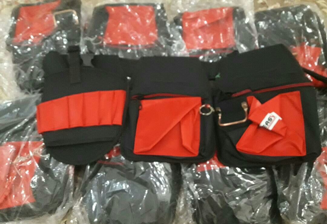 کیف کمری ۳تیکه در حال پخش091688362