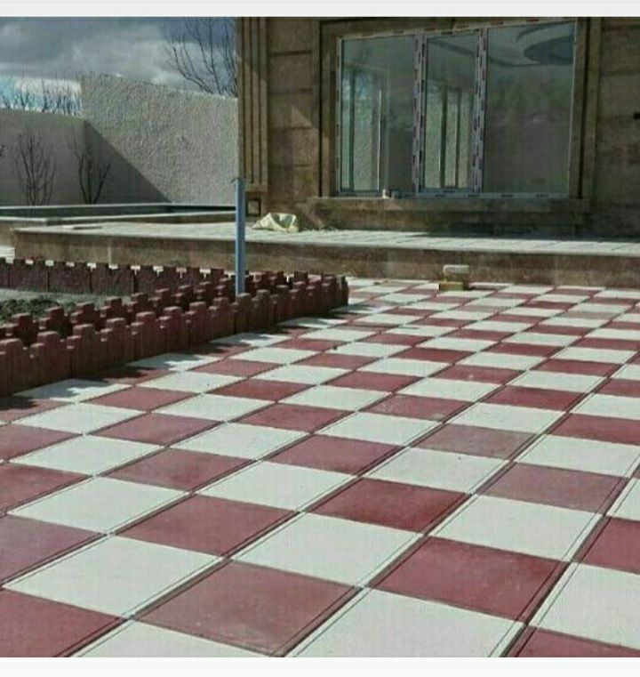 نمونه سمنت پلاست نصب شده در کف با ط