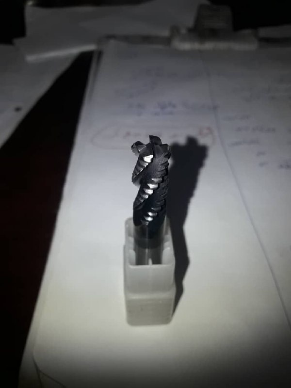 کلیه لوازم تراشکاری و cnc موجود می