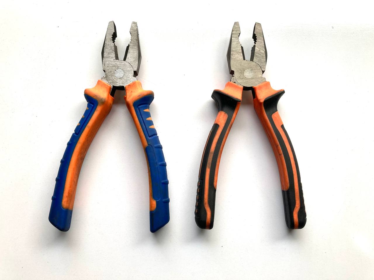 انبردست دسته نارنجی size 8 تعداد ب