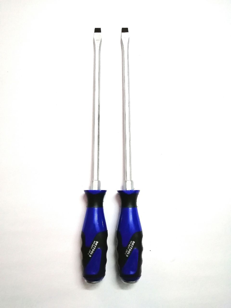 پیچ گوشتی ضربه خور 8*250 skyجنس ع