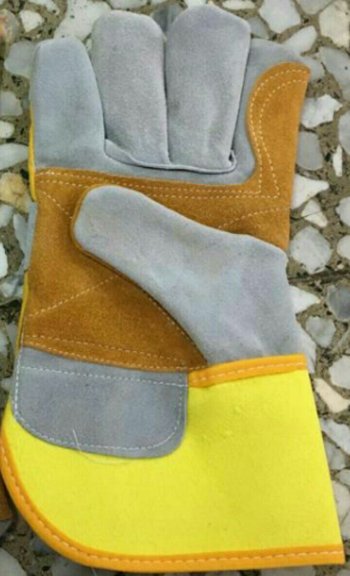 تولید کننده انواع دستکشهای تمام چرم