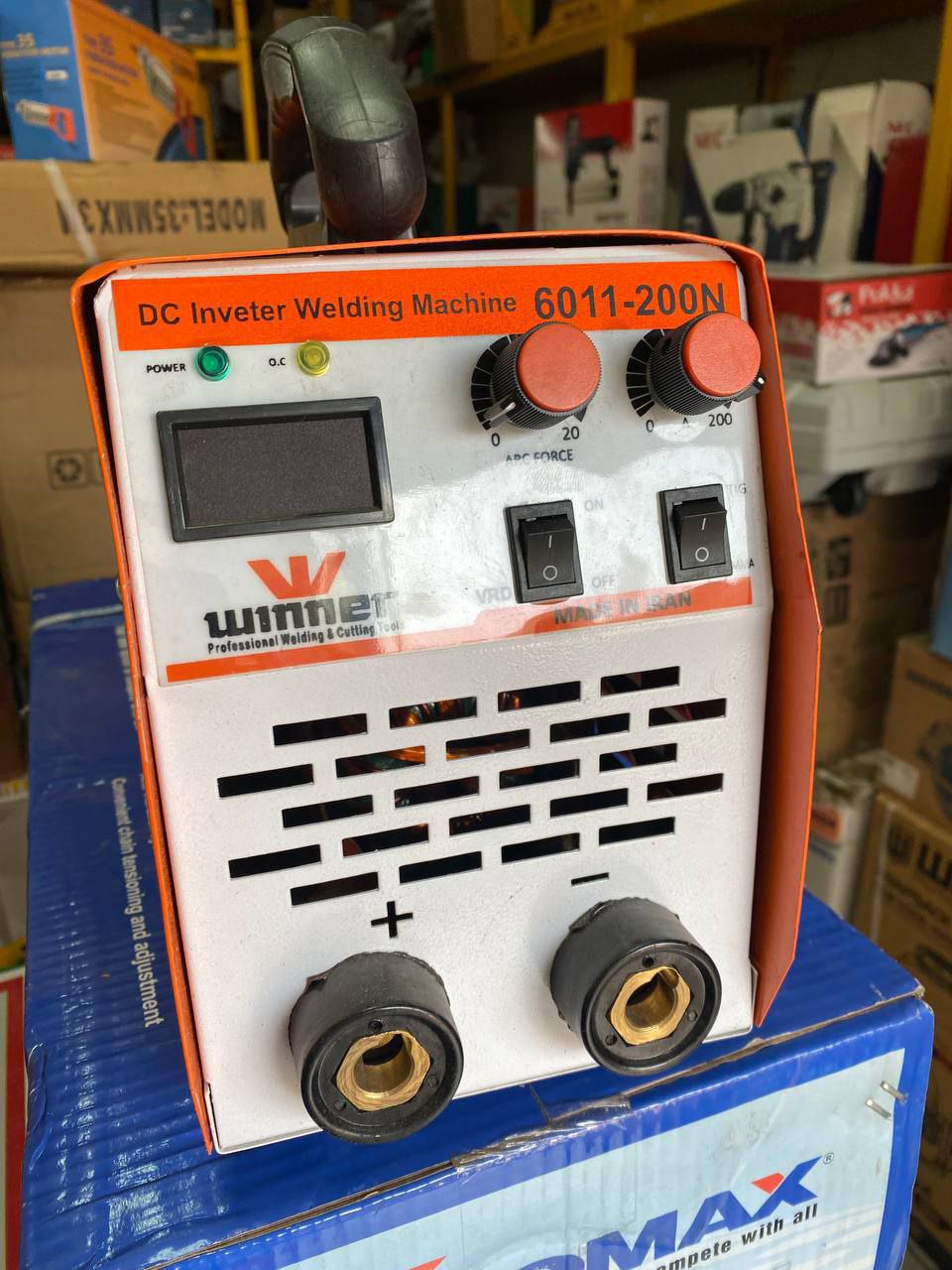 ابزار مهراد اینورتر ۲۰۰ امپر وینر 