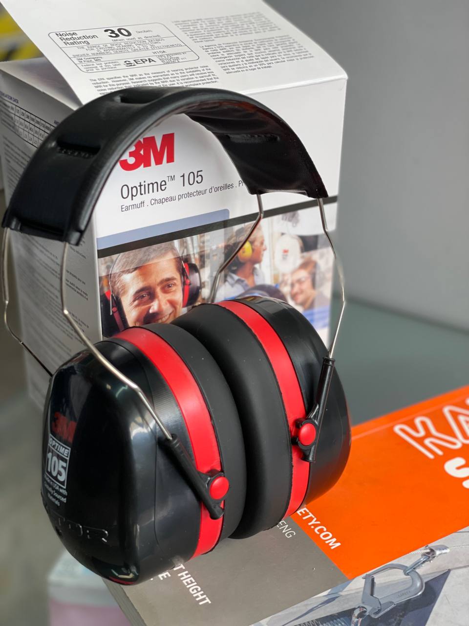 [ Photo ]3M️صداگیر روکلاهی 3m H