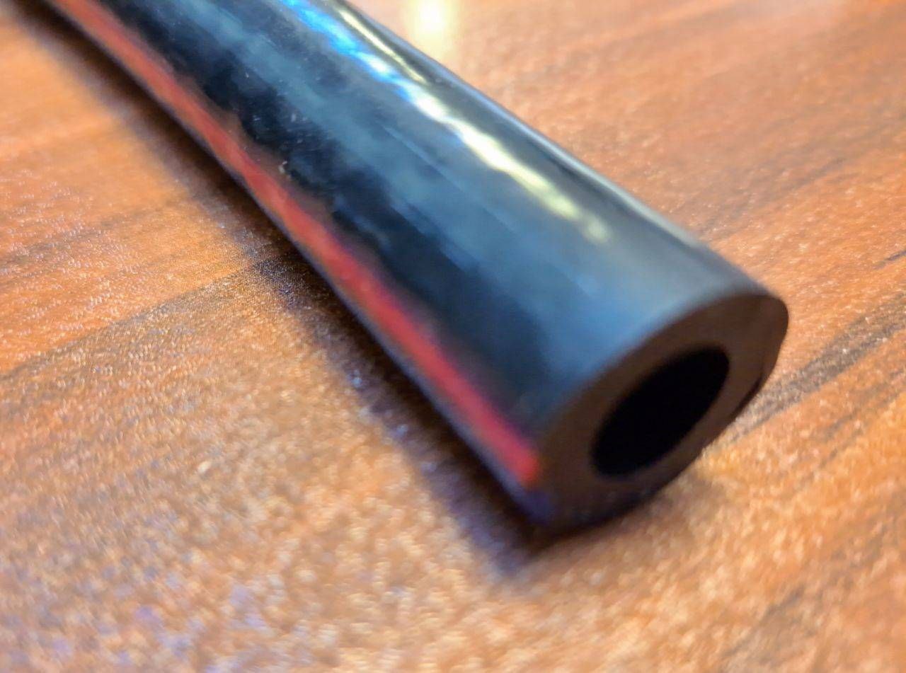 شیلنگ آب مشکی نخ دار تکنومخصوص پکی