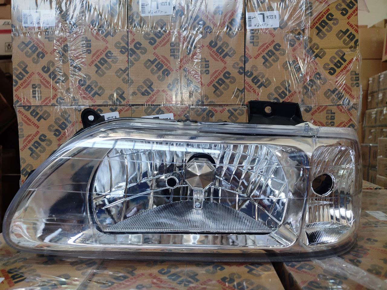 چراغ جلو ۱۳۱ باطلق کریستالقیمت 