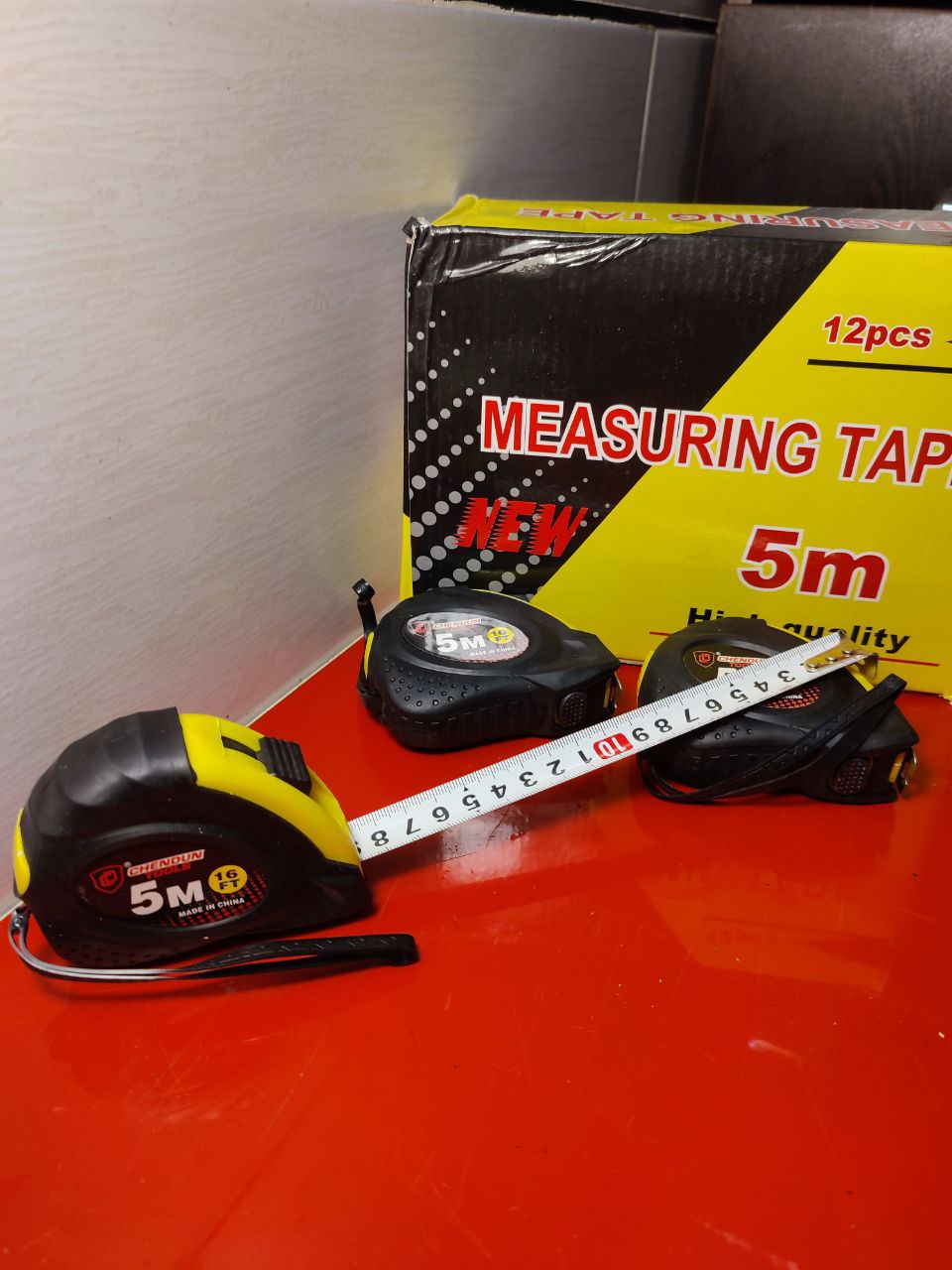 متر روکش دار ۵ متریورق سفید ۳ پرچ