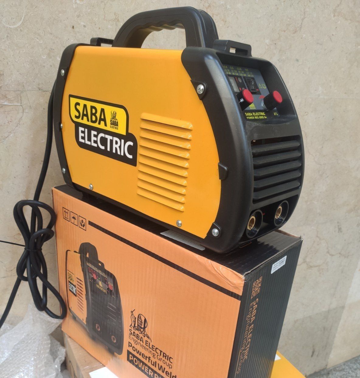 اینورتر ۲۰۰ صباکیفیت عالی ارسال 