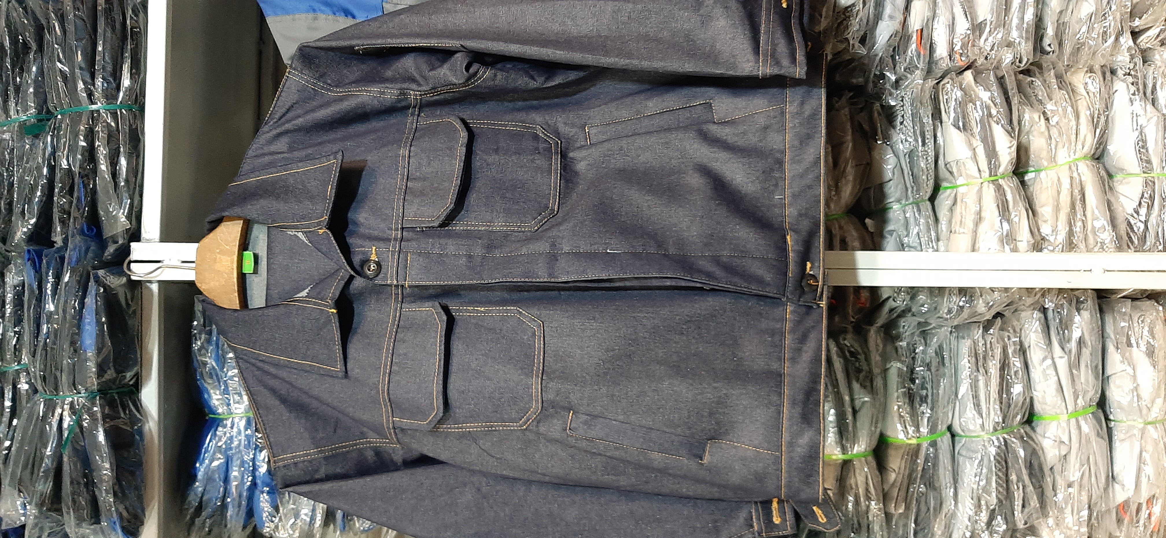 ایمن صنعت آسیا کاپشن شلوار لی