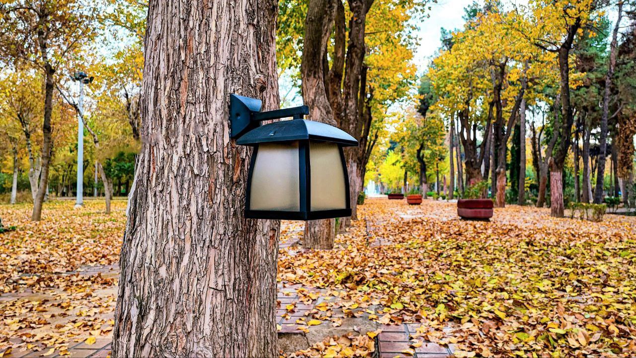 چراغ حیاطی فلزی مدرنشیشه 4 میلسیم