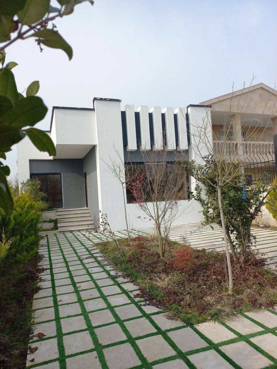 کد ۱۸۴چمستان(در)️۲۸۰ زمین، ۱۴۰ بن