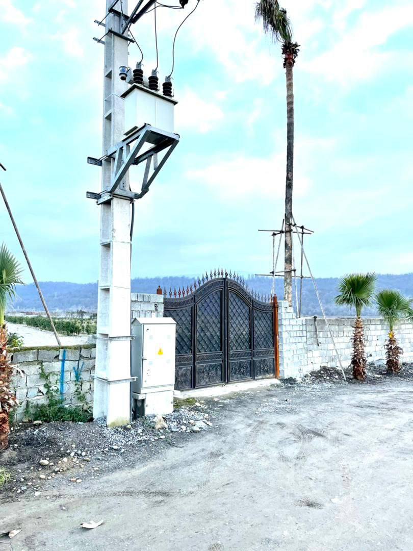 کد ۱۹۶چمستان️زمین از ۱۲۰ تا ۳۰۰ م